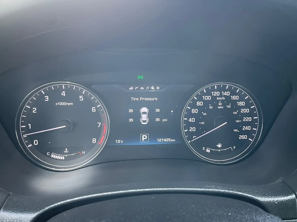 2015 Hyundai Genesis - Image 8 of 20