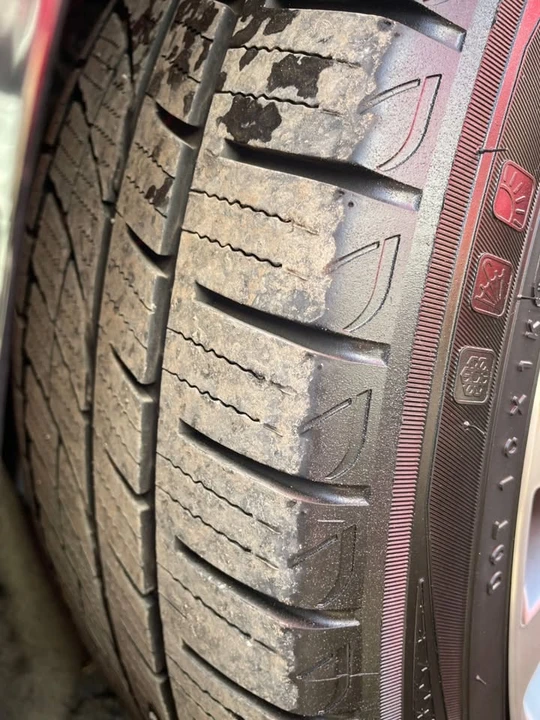 2015 Hyundai Genesis - Image 19 of 20