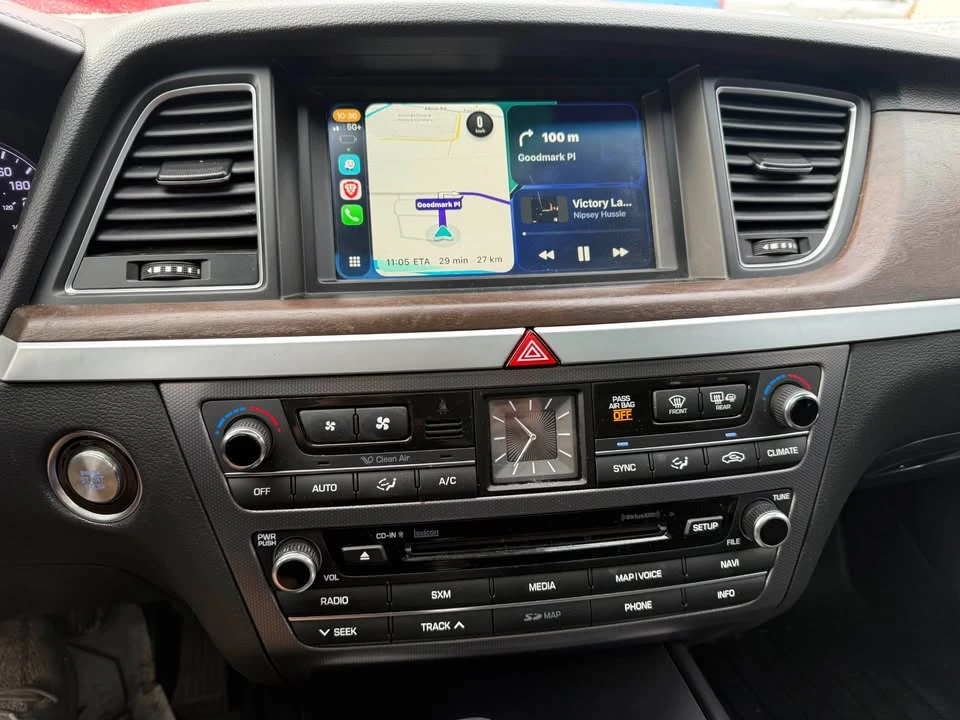 2015 Hyundai Genesis - Image 19 of 20