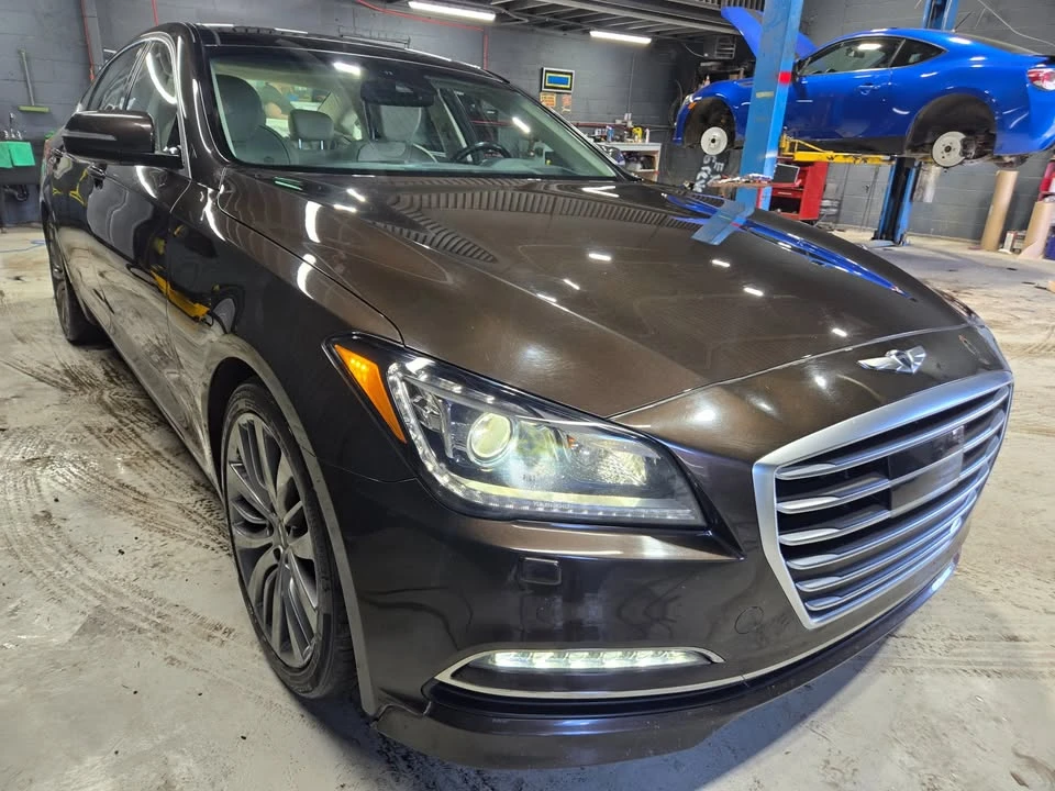 2015 Hyundai Genesis - Image 8 of 14