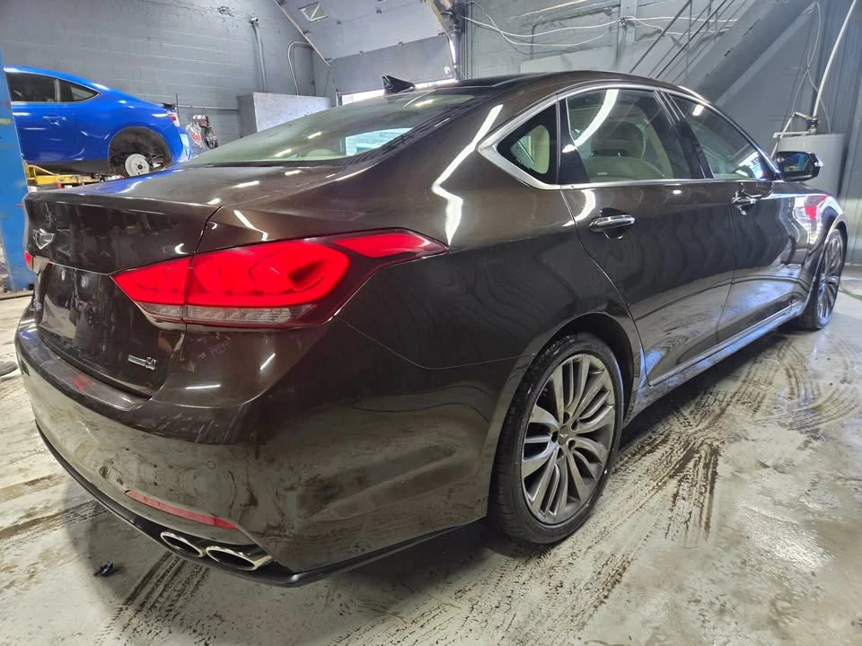 2015 Hyundai Genesis - Image 7 of 14