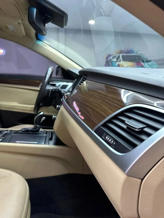 2015 Hyundai Genesis - Image 17 of 20