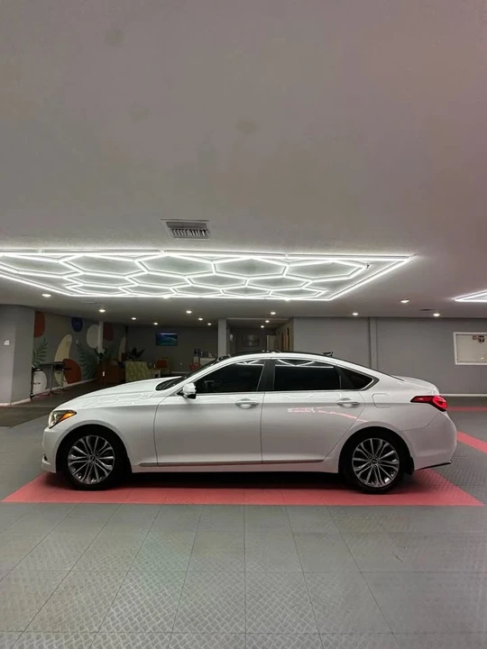 2015 Hyundai Genesis - Image 3 of 20