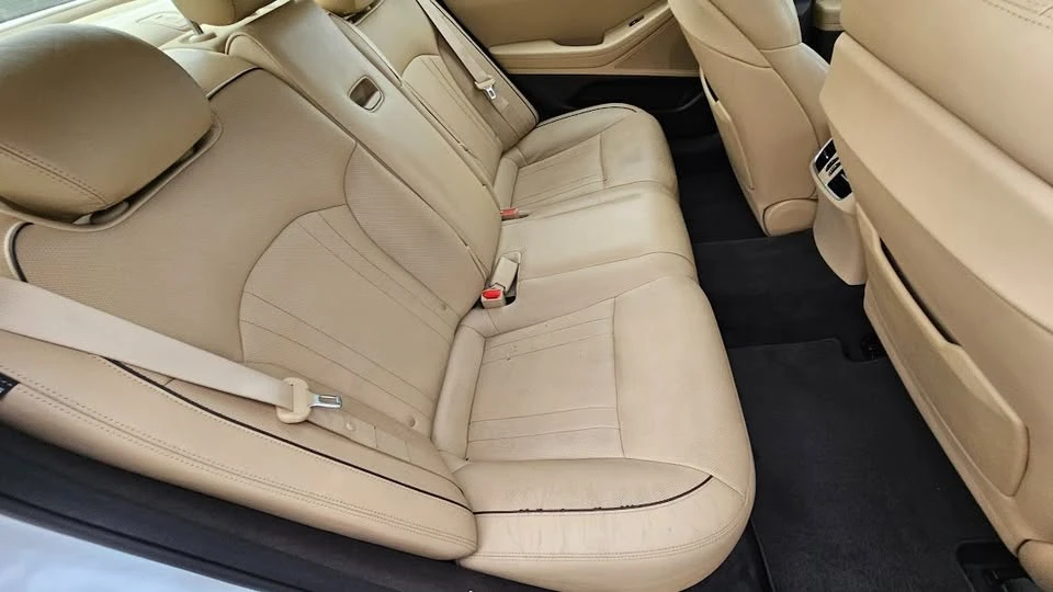 2015 Hyundai Genesis - Image 19 of 20