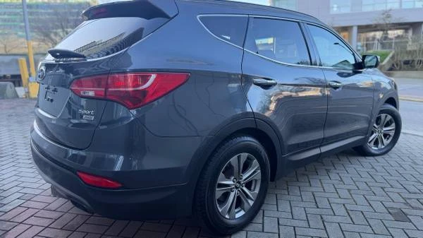 2015 Hyundai Santa Fe - Image 3 of 15