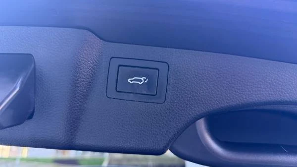 2015 Hyundai Santa Fe - Image 15 of 15