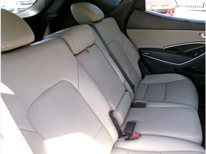 2015 Hyundai Santa Fe - Image 12 of 20