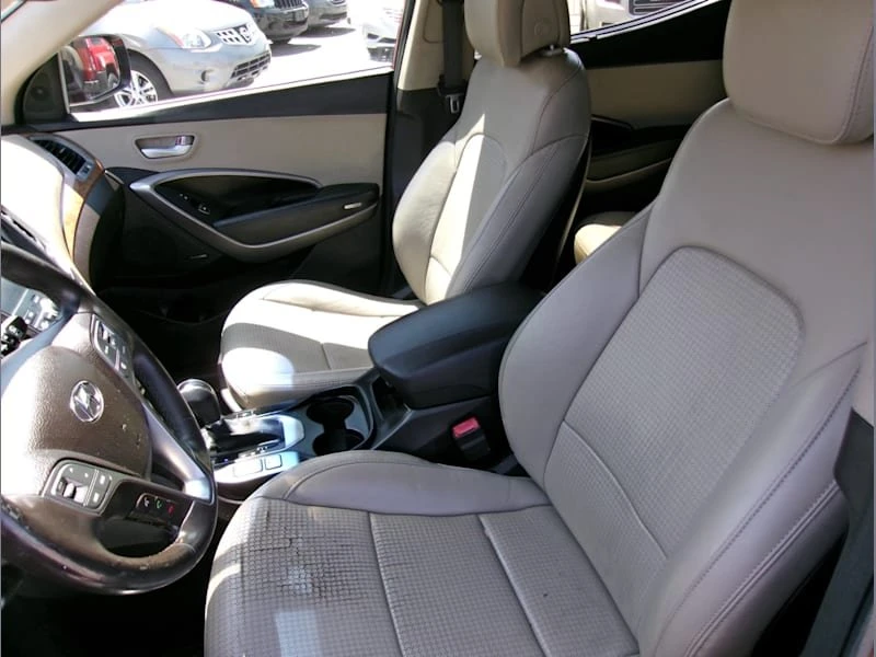 2015 Hyundai Santa Fe - Image 16 of 20