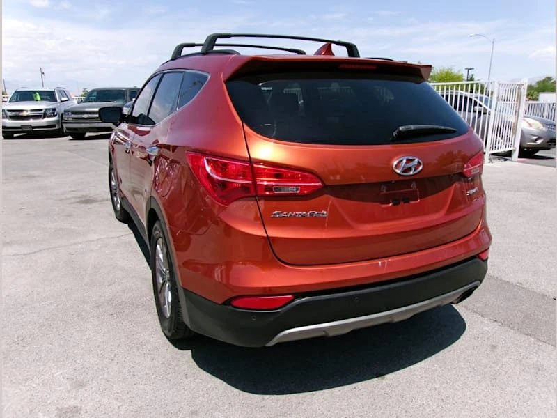 2015 Hyundai Santa Fe - Image 5 of 20