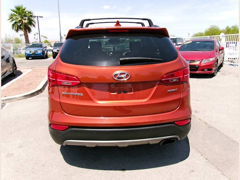 2015 Hyundai Santa Fe - Image 6 of 20