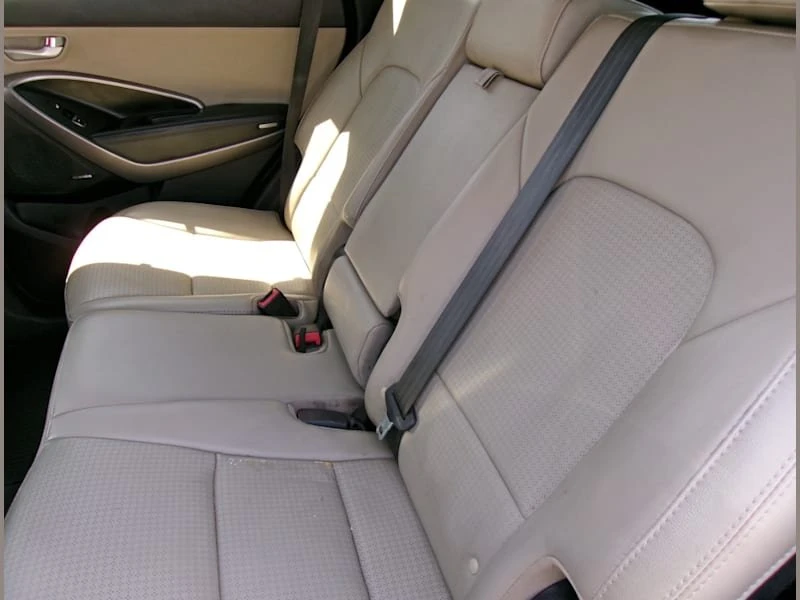 2015 Hyundai Santa Fe - Image 14 of 20