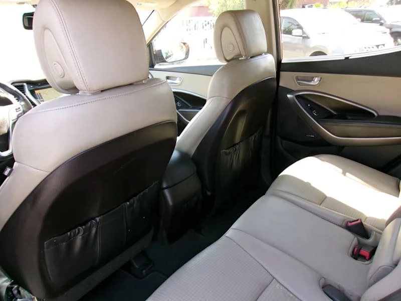 2015 Hyundai Santa Fe - Image 15 of 20