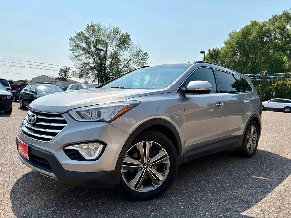 2015 Hyundai Santa Fe - Image 7 of 20
