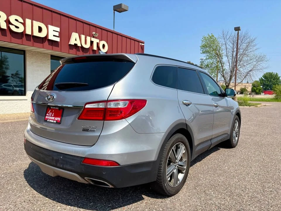 2015 Hyundai Santa Fe - Image 3 of 20