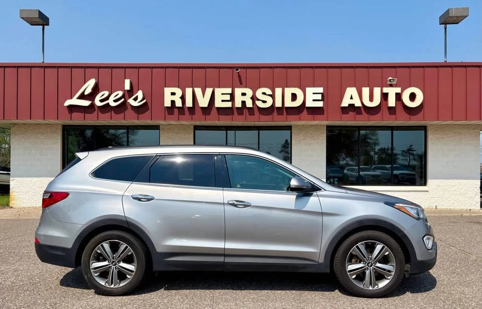 2015 Hyundai Santa Fe - Image 2 of 20