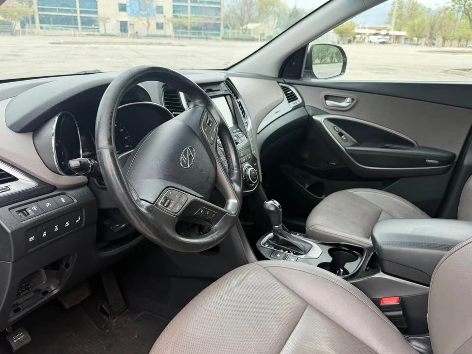 2015 Hyundai Santa Fe - Image 9 of 9