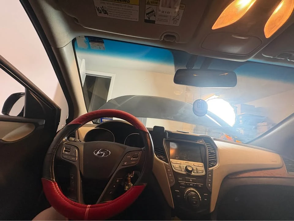 2015 Hyundai Santa Fe - Image 5 of 5