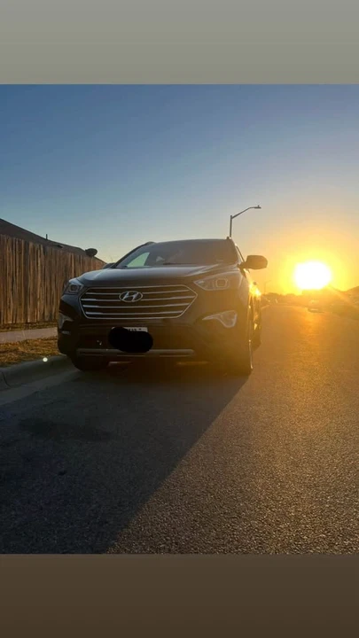 2015 Hyundai Santa Fe - Image 3 of 5