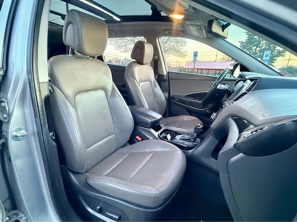 2015 Hyundai Santa Fe - Image 12 of 20