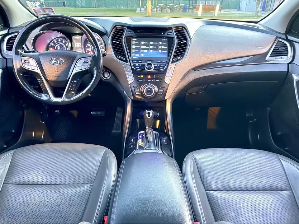 2015 Hyundai Santa Fe - Image 2 of 20