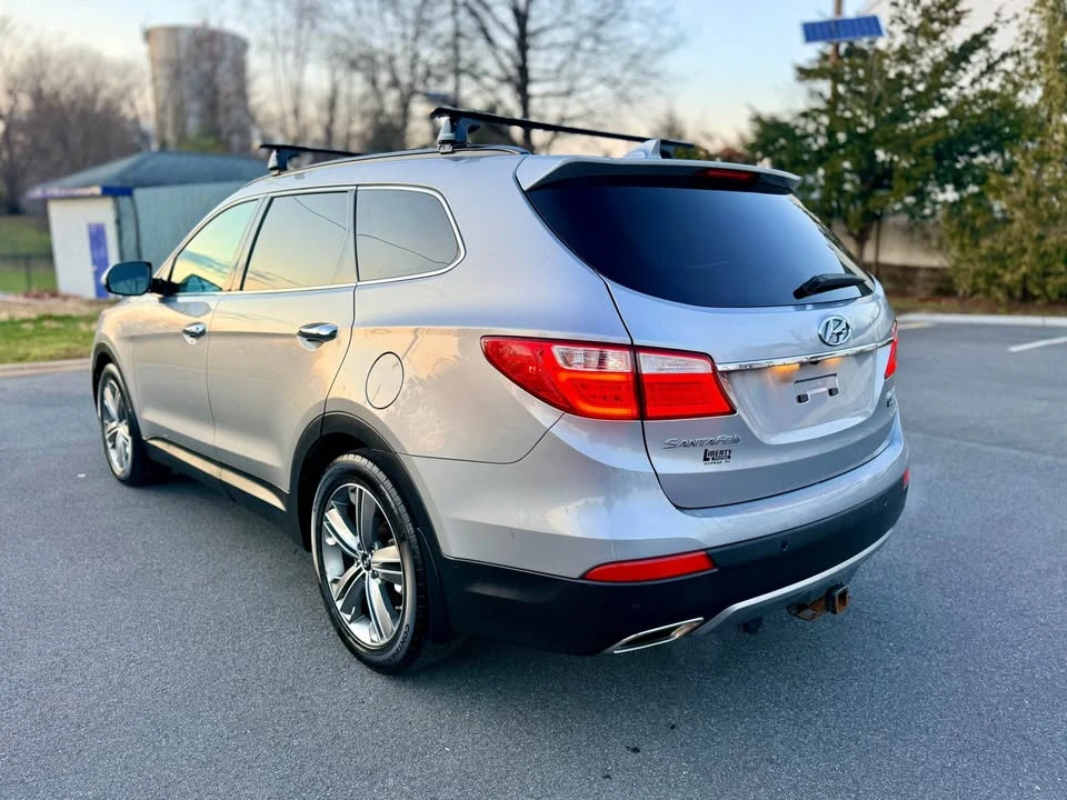 2015 Hyundai Santa Fe - Image 5 of 20