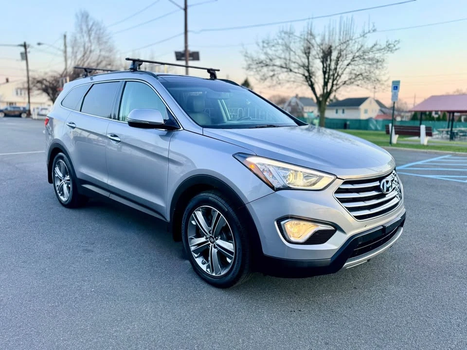 2015 Hyundai Santa Fe - Image 8 of 20