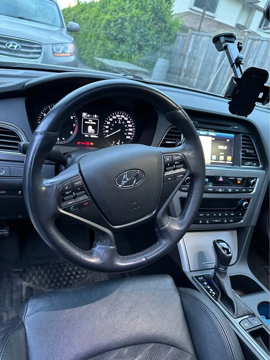 2015 Hyundai Sonata - Image 6 of 10