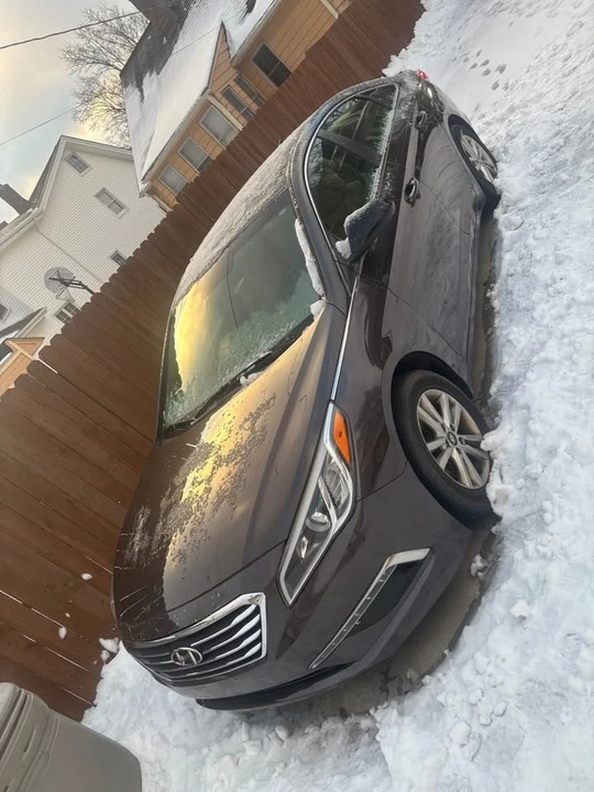 2015 Hyundai Sonata - Image 2 of 6