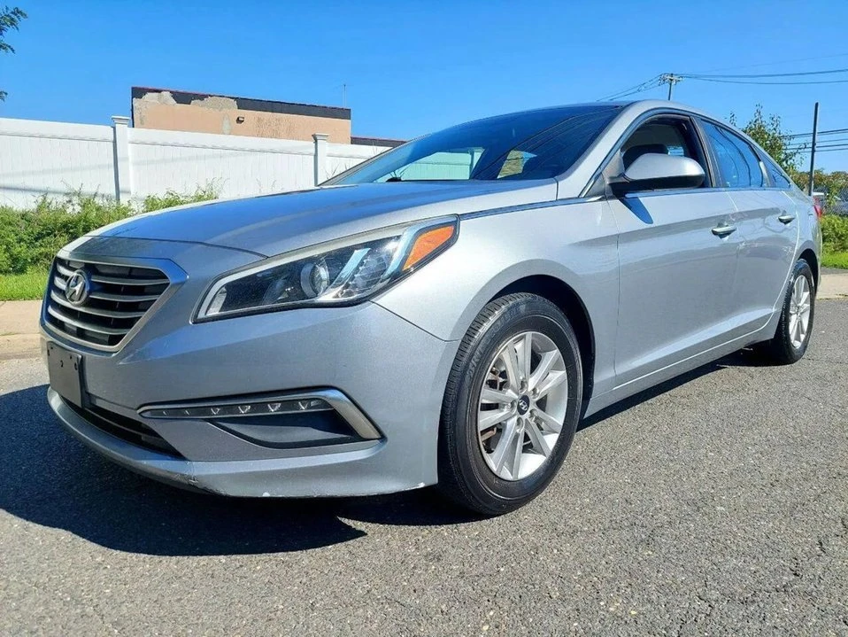 2015 Hyundai Sonata - Image 11 of 12