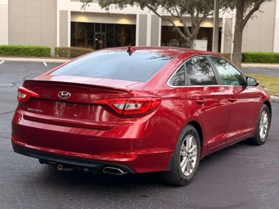 2015 Hyundai Sonata - Image 8 of 9