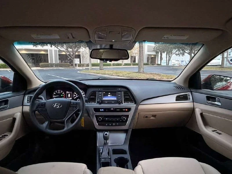 2015 Hyundai Sonata - Image 4 of 9