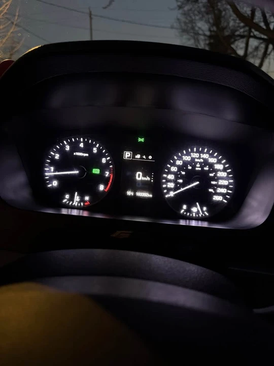 2015 Hyundai Sonata - Image 6 of 8