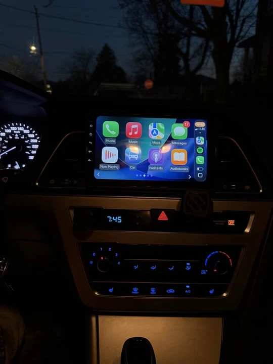 2015 Hyundai Sonata - Image 7 of 8
