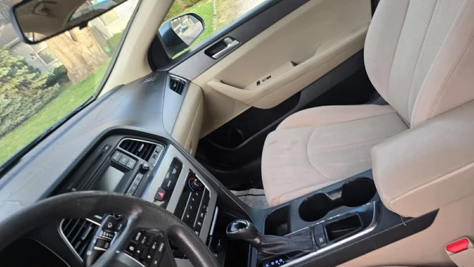 2015 Hyundai Sonata - Image 4 of 11