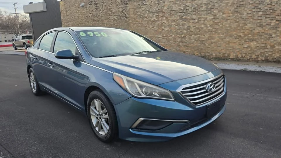 2015 Hyundai Sonata - Image 9 of 11