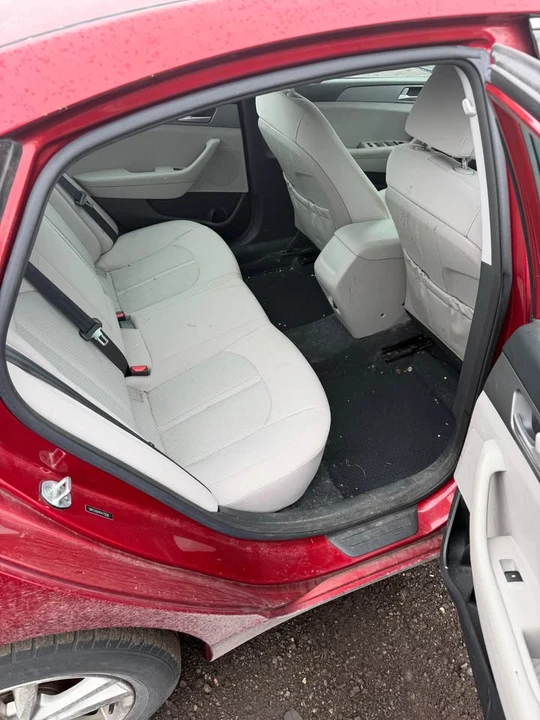 2015 Hyundai Sonata - Image 5 of 6