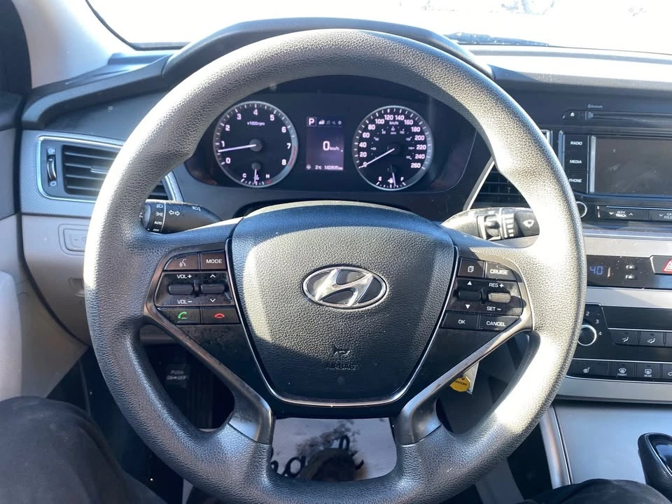 2015 Hyundai Sonata - Image 10 of 13