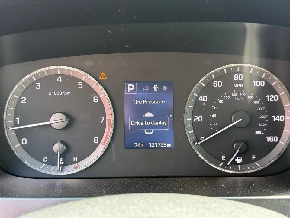 2015 Hyundai Sonata - Image 12 of 20