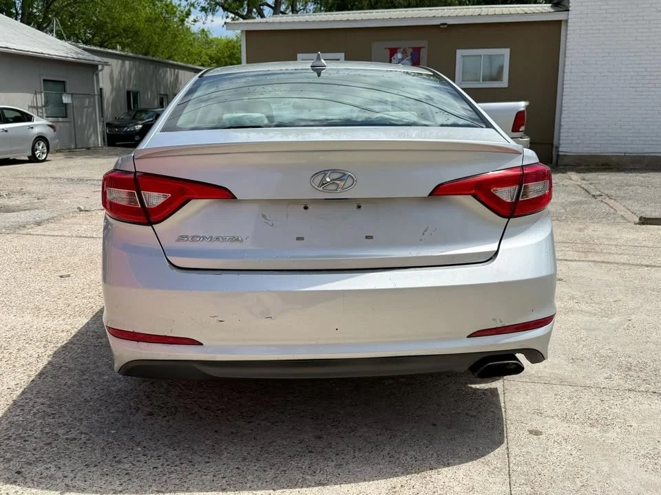 2015 Hyundai Sonata - Image 17 of 20