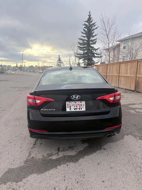 2015 Hyundai Sonata - Image 2 of 5