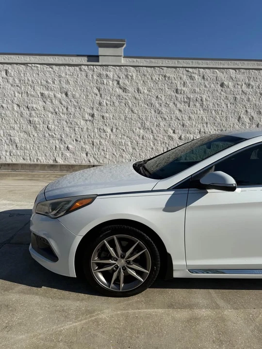 2015 Hyundai Sonata - Image 3 of 18