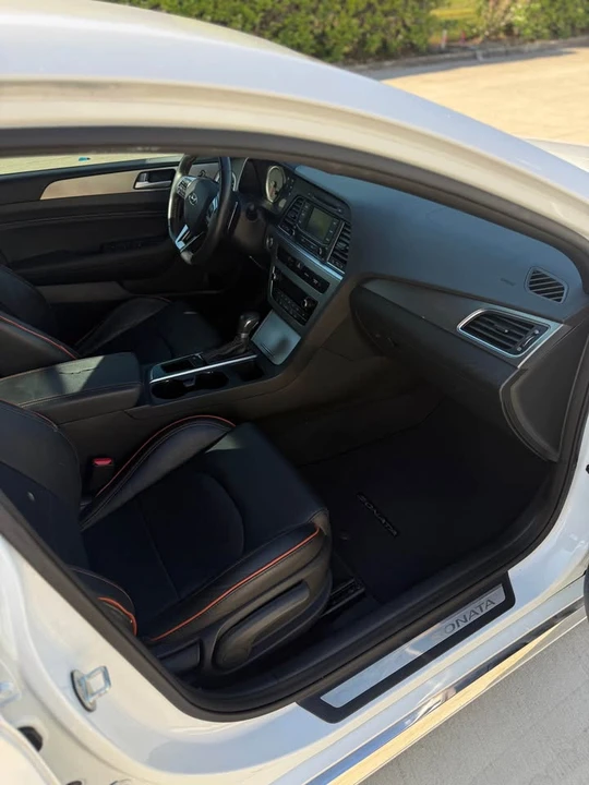 2015 Hyundai Sonata - Image 14 of 18