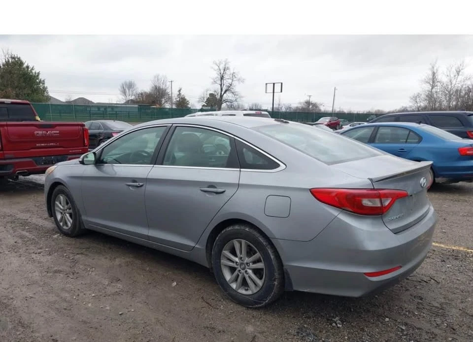 2015 Hyundai Sonata - Image 3 of 9