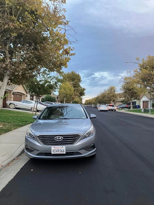 2015 Hyundai Sonata - Image 11 of 12