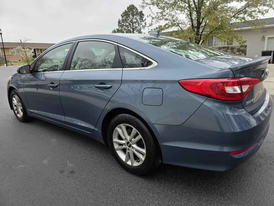 2015 Hyundai Sonata - Image 2 of 9