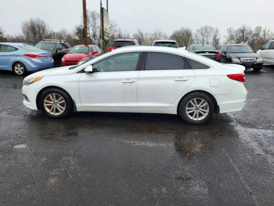 2015 Hyundai Sonata - Image 8 of 13