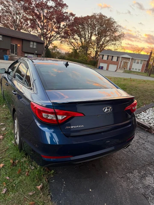 2015 Hyundai Sonata - Image 8 of 8