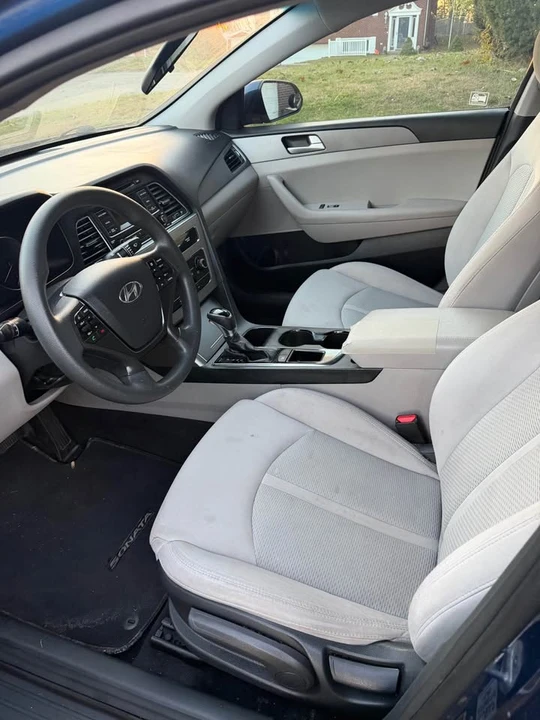 2015 Hyundai Sonata - Image 6 of 8