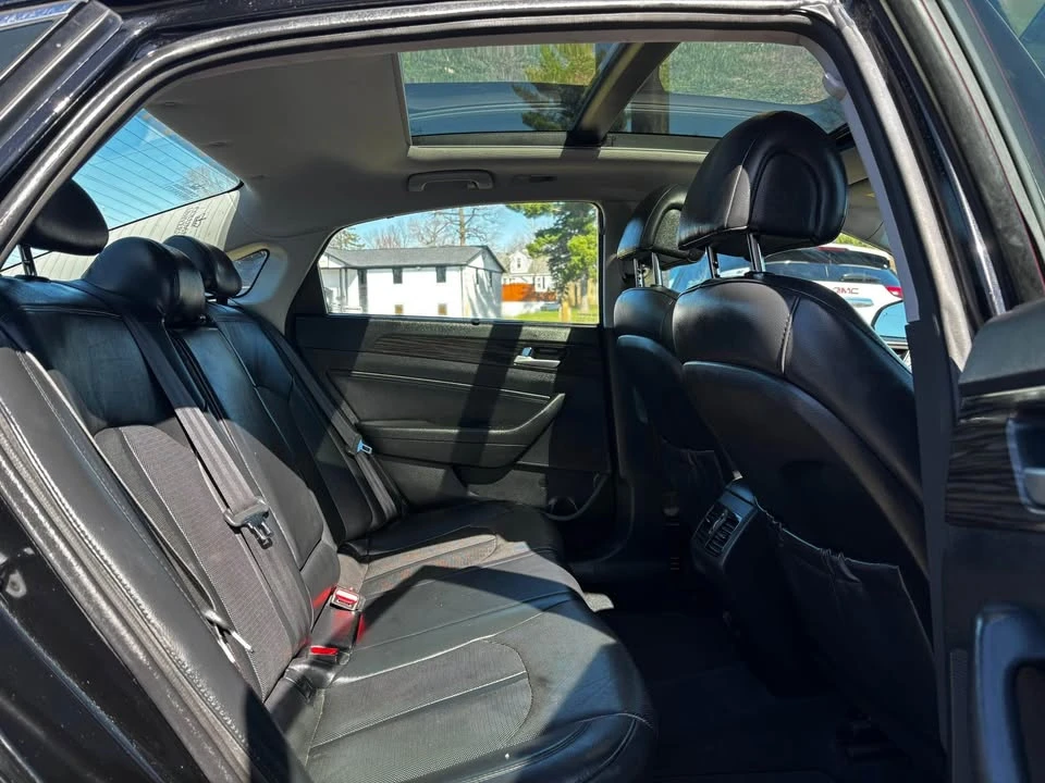 2015 Hyundai Sonata - Image 11 of 20