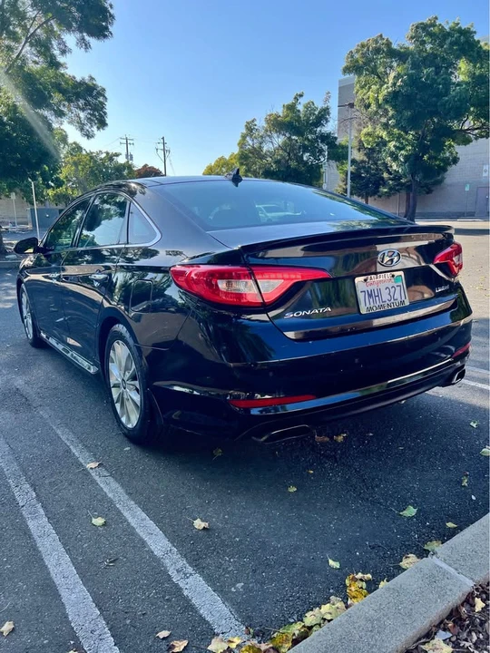 2015 Hyundai Sonata - Image 12 of 13